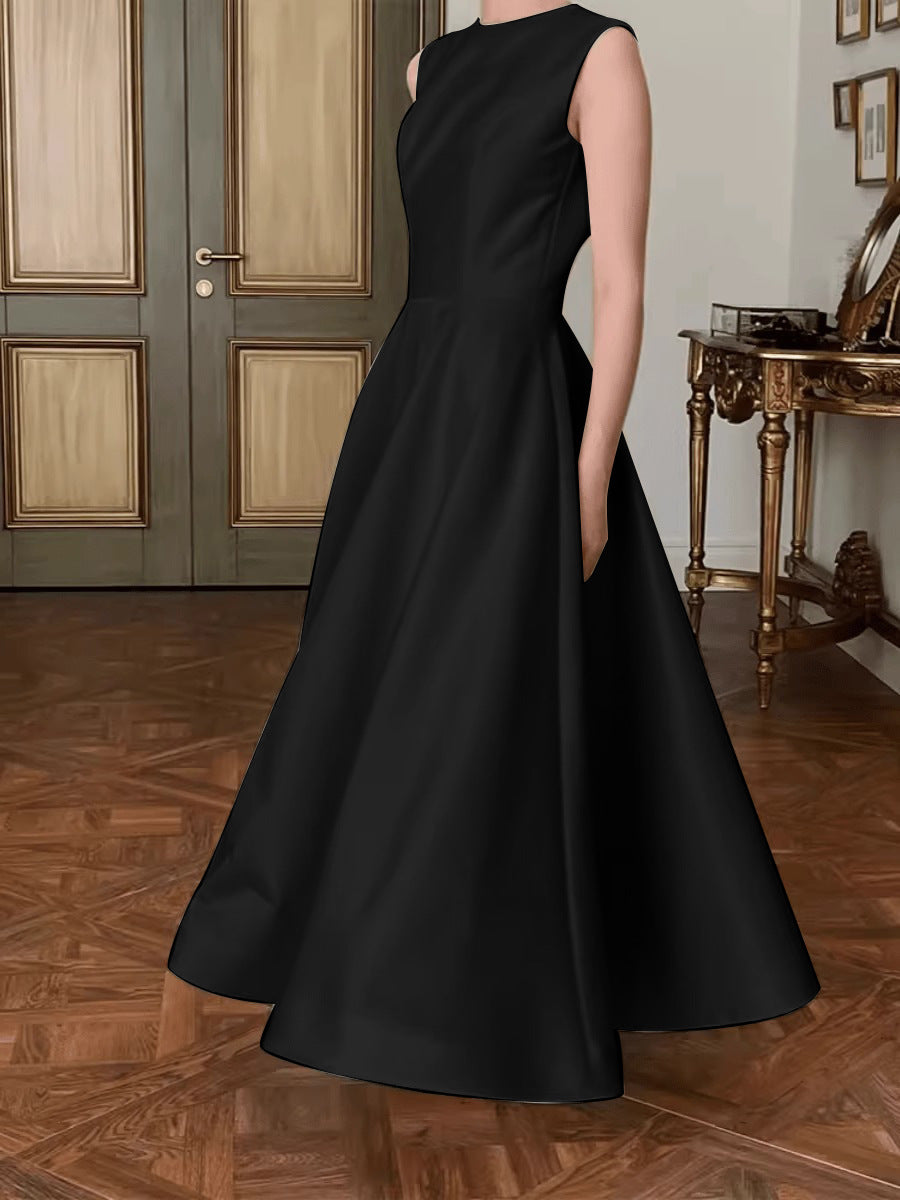 Elegantes Abendkleid mit Schleppe