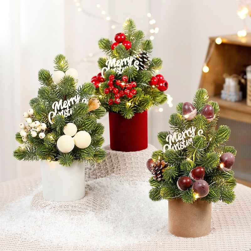Weihnachtsbaum mit LED-Zapfen | LuxeStyle