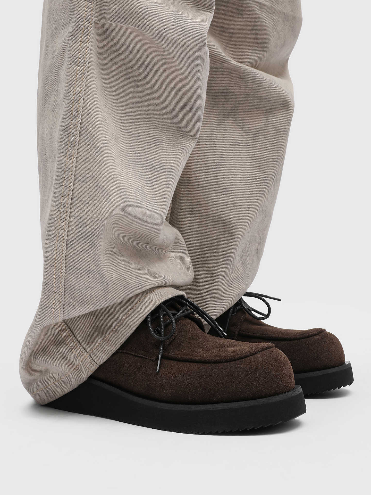 Retro-Halbschuhe aus Mikrofaserleder