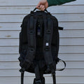 Multifunktionaler Rucksack mit doppelten Schultergurten
