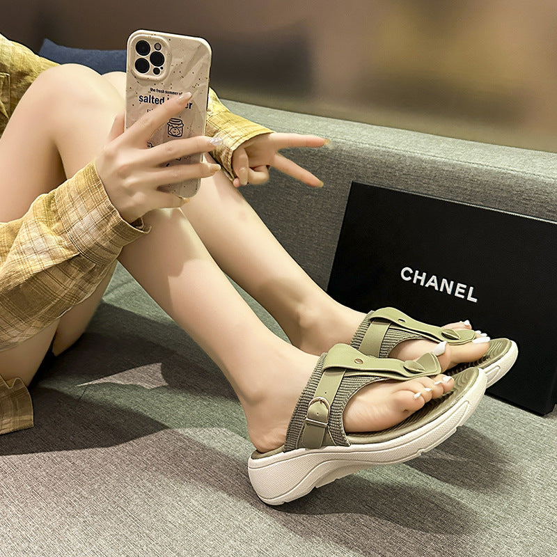 Keile-Flip-Flops mit dicker Sohle – Bild 6 | LuxeStyle