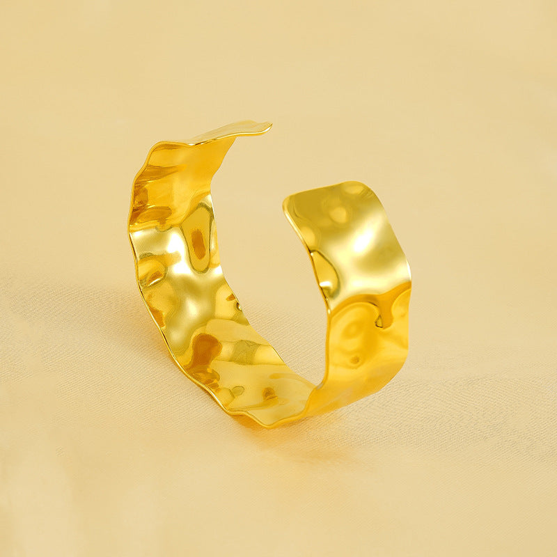 Titan-Armband