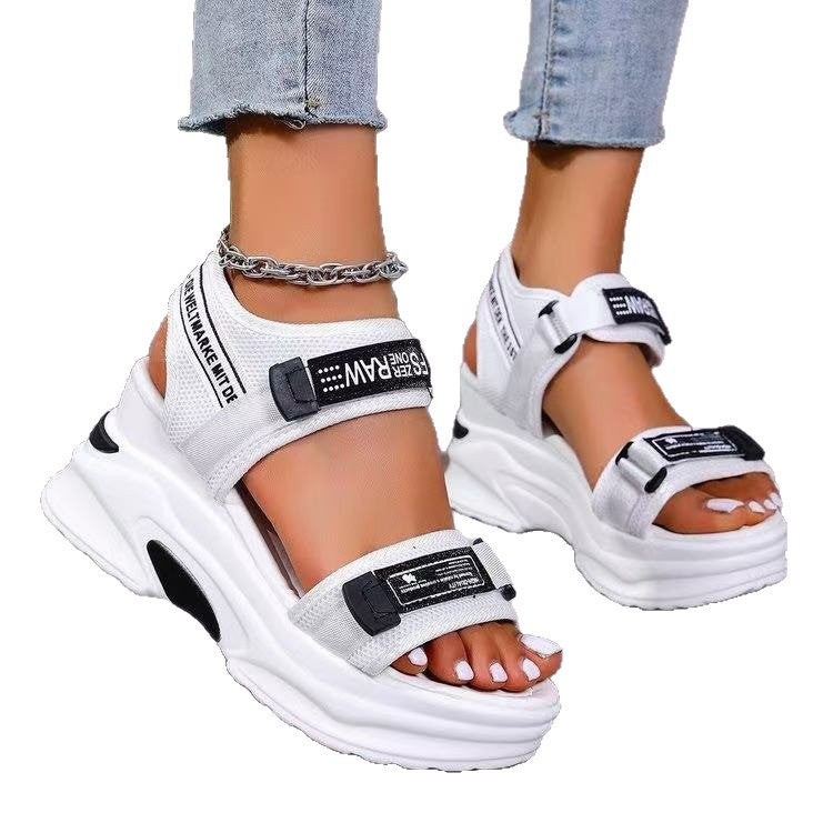 Weite Sandalen – Bild 5 | LuxeStyle