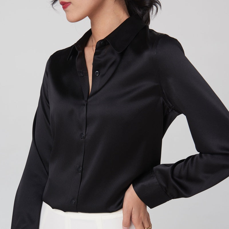 Slim-fit Seidentop mit Farbkontrast