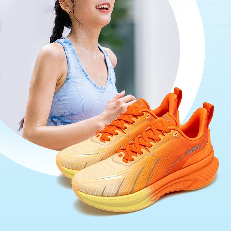 Dämpfende Laufschuhe mit Rebound-Effekt