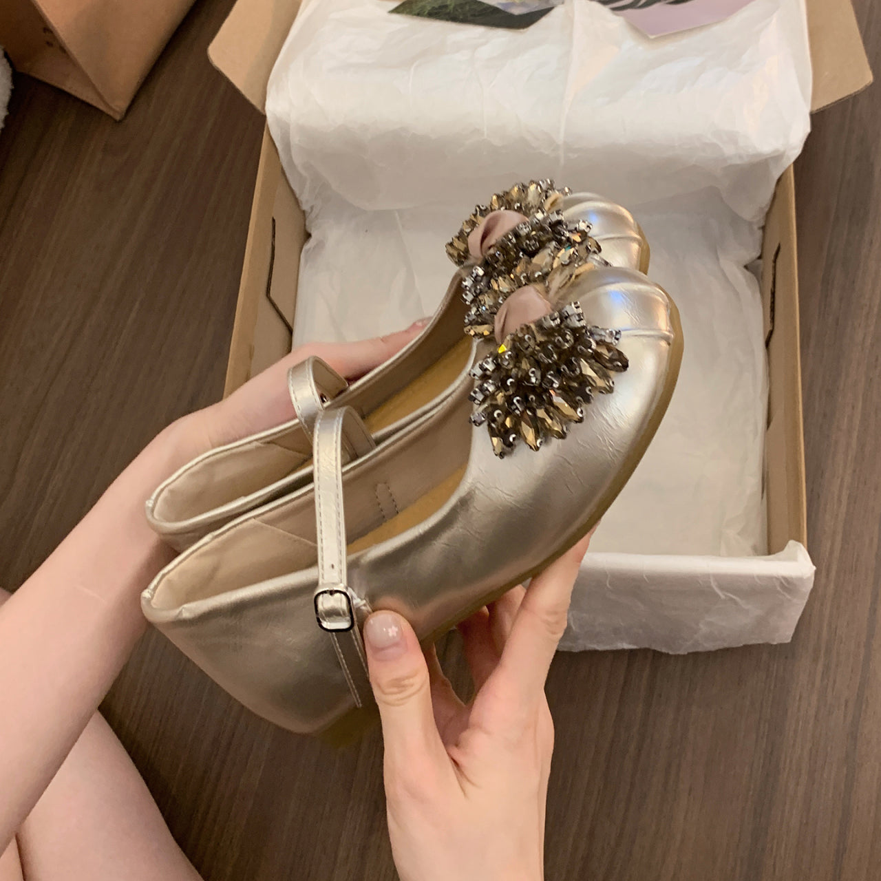 Mary Jane Flats mit Strass-Schleifen