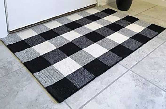 Handgewebter Teppich aus Baumwolle und Hanf – Bild 2 | LuxeStyle