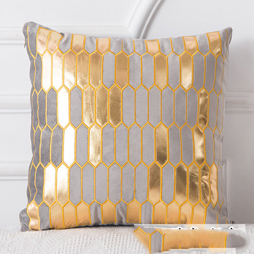 Goldenes Plüschkissen mit Quasten – Bild 2 | LuxeStyle