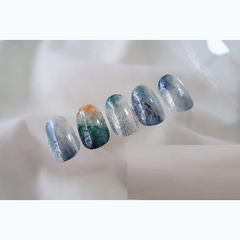 Watercolor Blooming Mountain Galaxy Nägel | LuxeStyle
