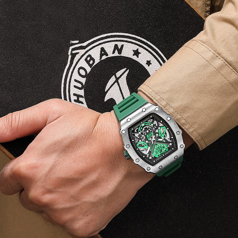 Sportliche Herrenuhr mit Silikonarmband