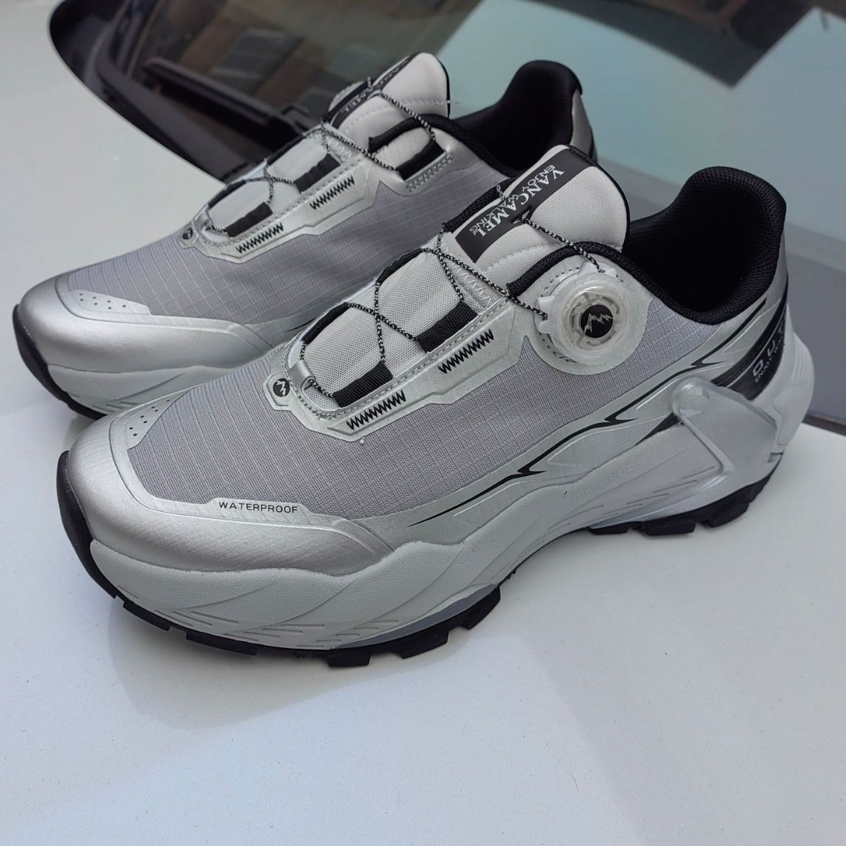 Wasserdichte atmungsaktive Freizeitsneaker