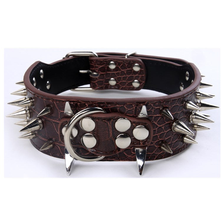 Lederhalsband mit schwarzen Nieten für Hunde – Bild 4 | LuxeStyle