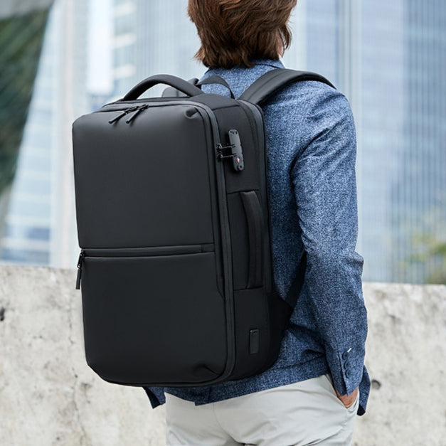 Vielseitiger Business Rucksack mit Kompressionsfunktion – Bild 6 | LuxeStyle