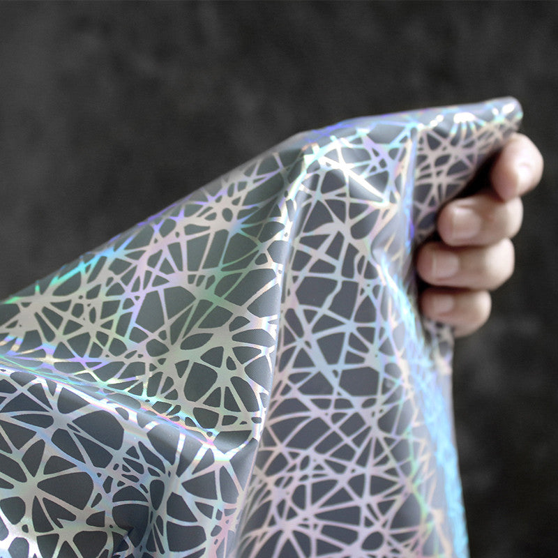 Reflektierender Stoff „Night Symphony“ Silber – Bild 6 | LuxeStyle