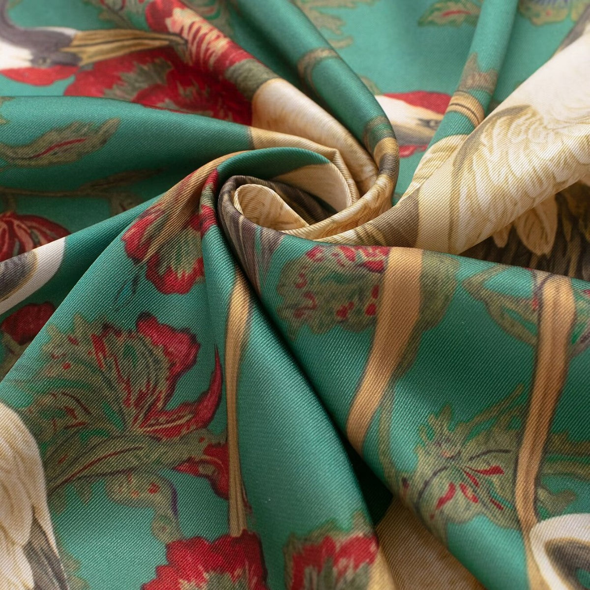 Schwarzer Polyester-Schal mit amerikanischem Muster | LuxeStyle