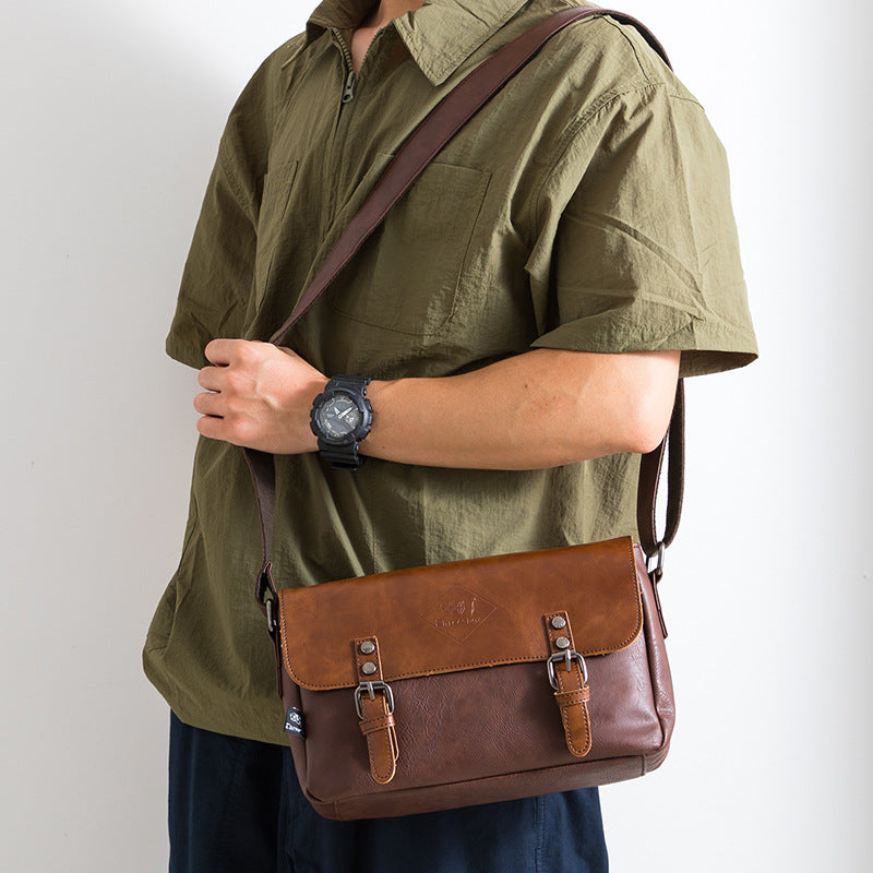 Koreanischer Herren PU Leder Retro Flip Schultertasche – Bild 5 | LuxeStyle