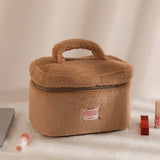 Farbe: Braun