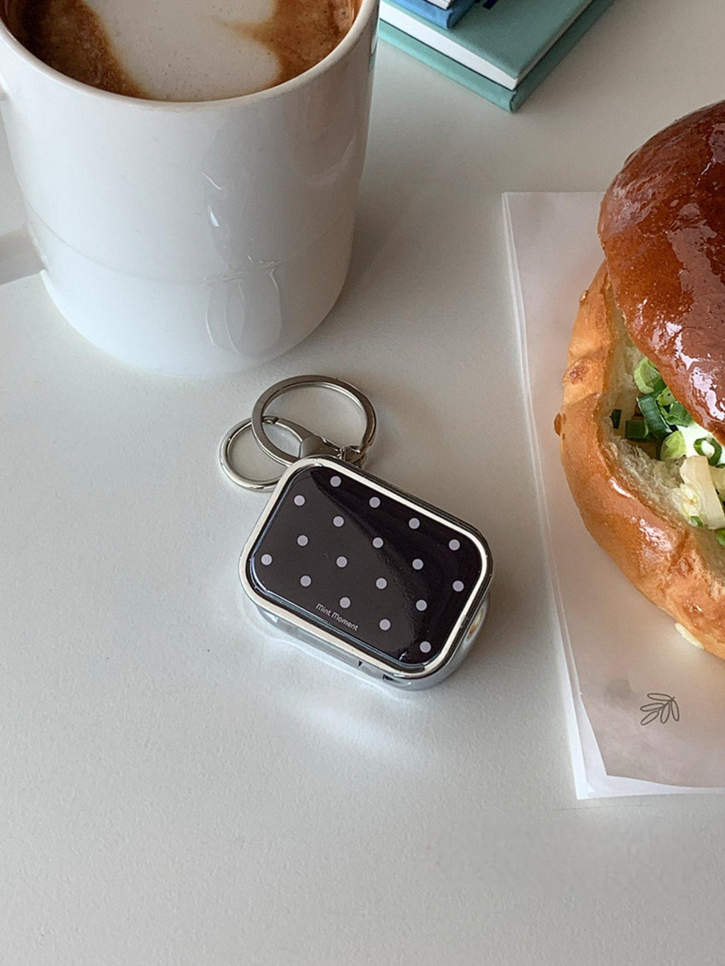 Schlüsselanhänger mit Mini-Aufbewahrungsbox – Bild 4 | LuxeStyle