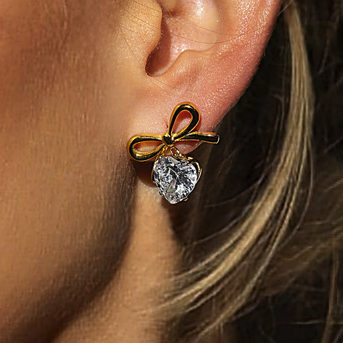 Schmuck-Set mit Schleifen-Motiv