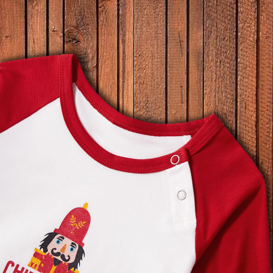 Weihnachts Pyjama-Set für die ganze Familie