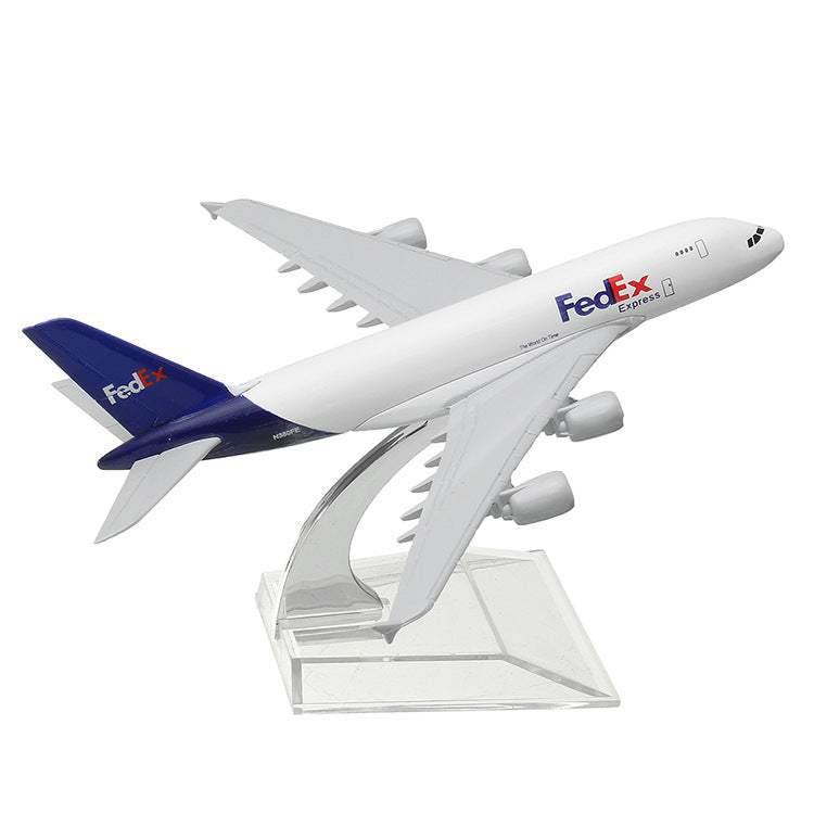 Airbus A380 Modellflugzeug aus Metall – Bild 2 | LuxeStyle