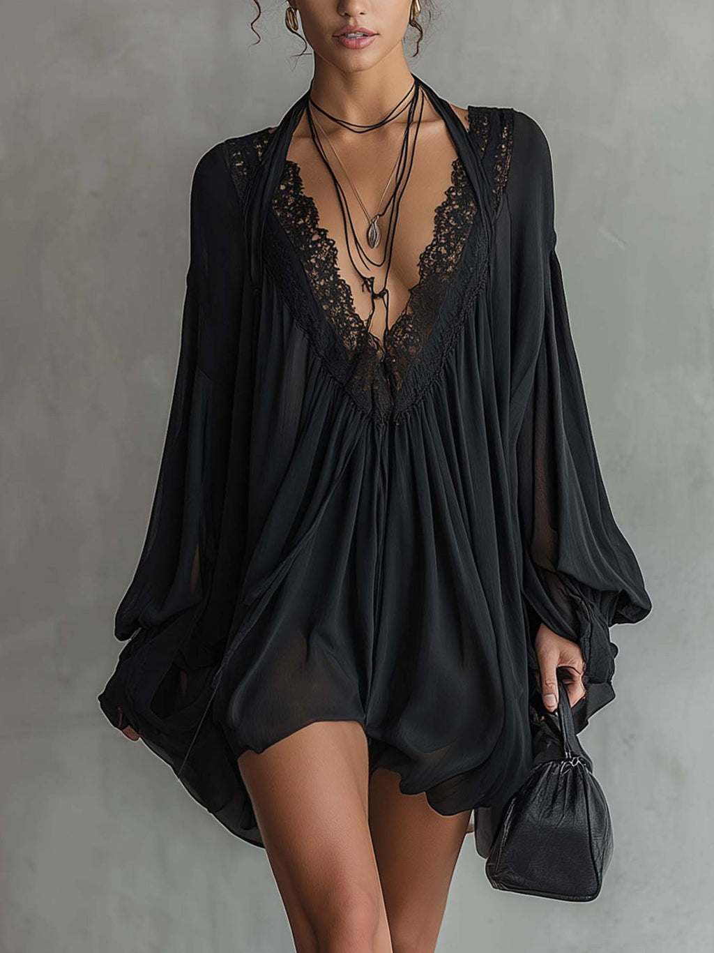 Kurzes Halterneck-Kleid mit Spitze – Bild 8 | LuxeStyle