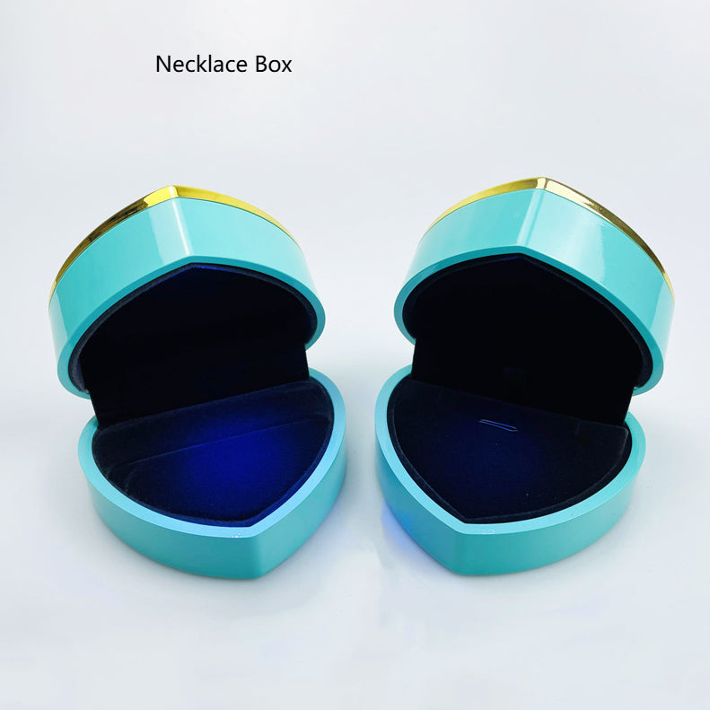 Herzförmige Schmuckbox
