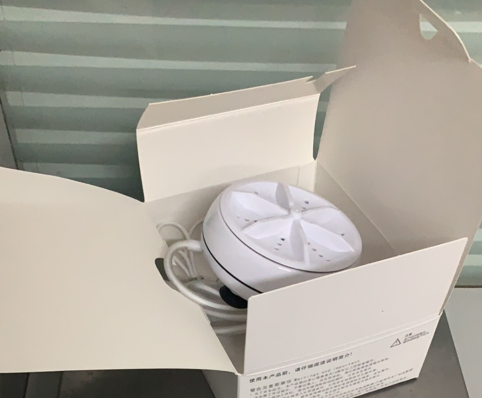 Tragbare Mini-Waschmaschine für Unterwäsche – Bild 2 | LuxeStyle