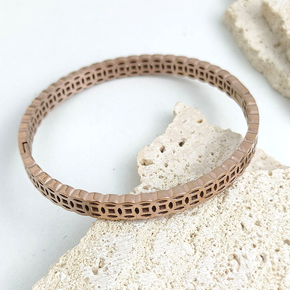 Hohler Schmuckarmband