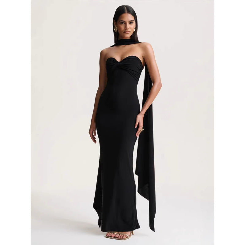 Halterneck Wickelkleid mit Twist-Detail – Bild 4 | LuxeStyle