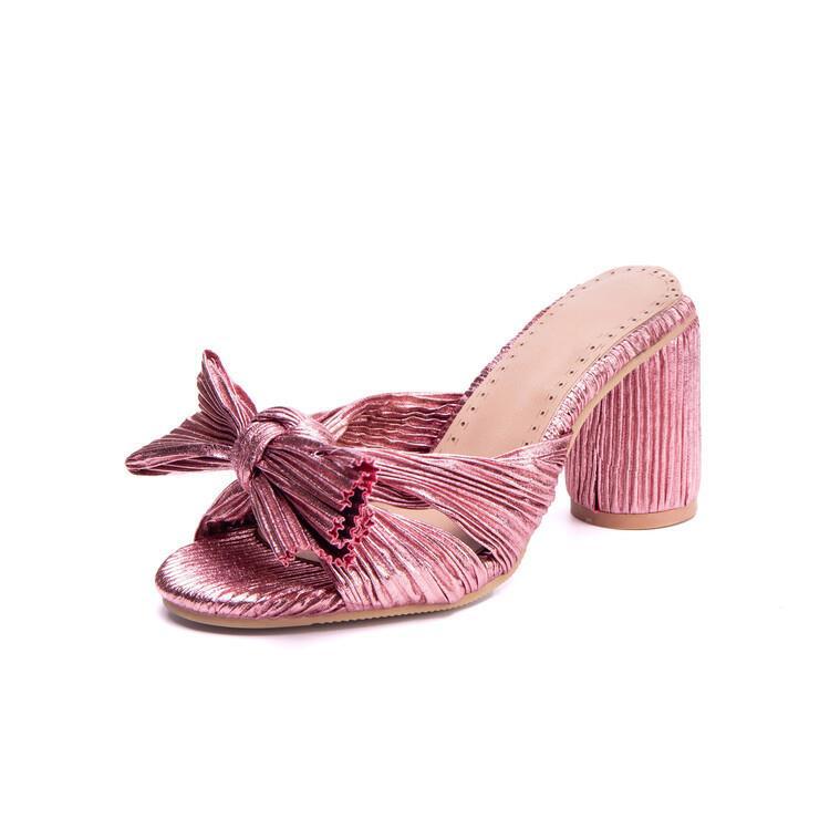 Satin-Sandalen mit Laternenfalten