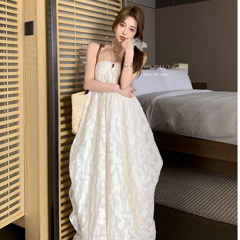 Halterneck Jacquard Midi-Kleid