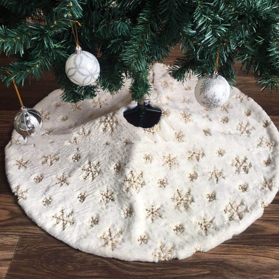 Christbaumdecke mit goldenen Pailletten-Schneeflocken | LuxeStyle
