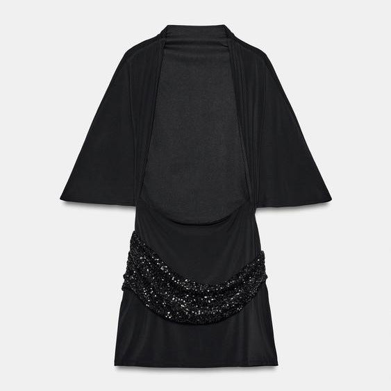 Pailletten- und Perlenkleid im Patchwork-Stil
