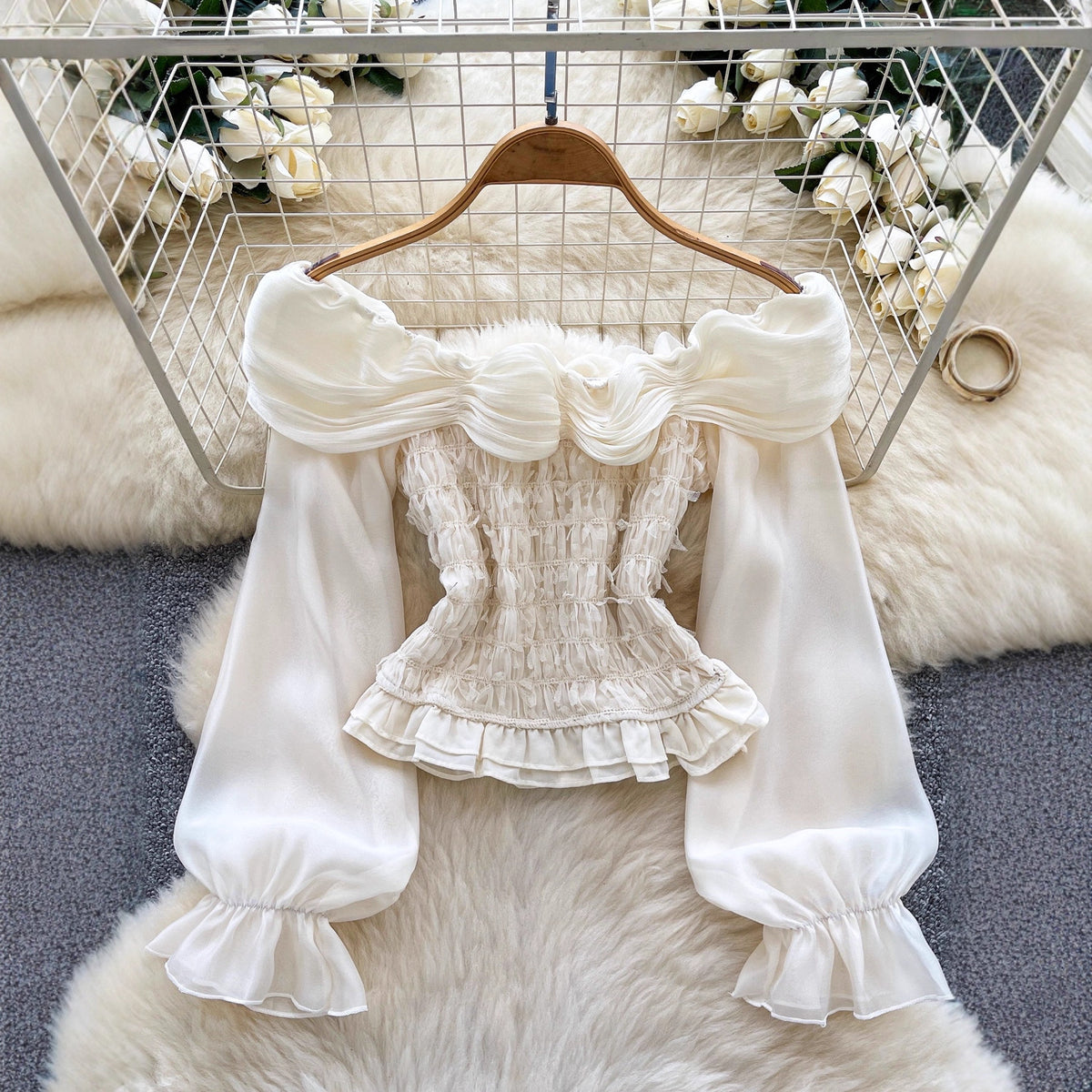 Off-Shoulder-Bluse mit Blumenmotiv