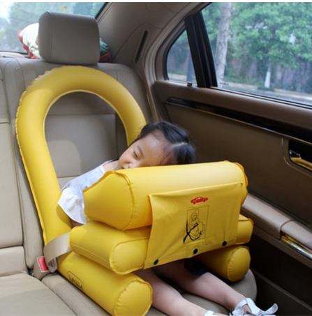 Aufblasbarer Kindersitz für das Auto