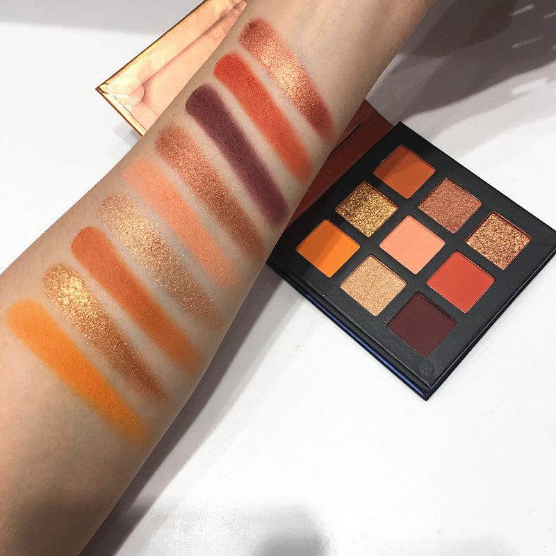 Eyeshadow Palette mit 8 Farben | LuxeStyle