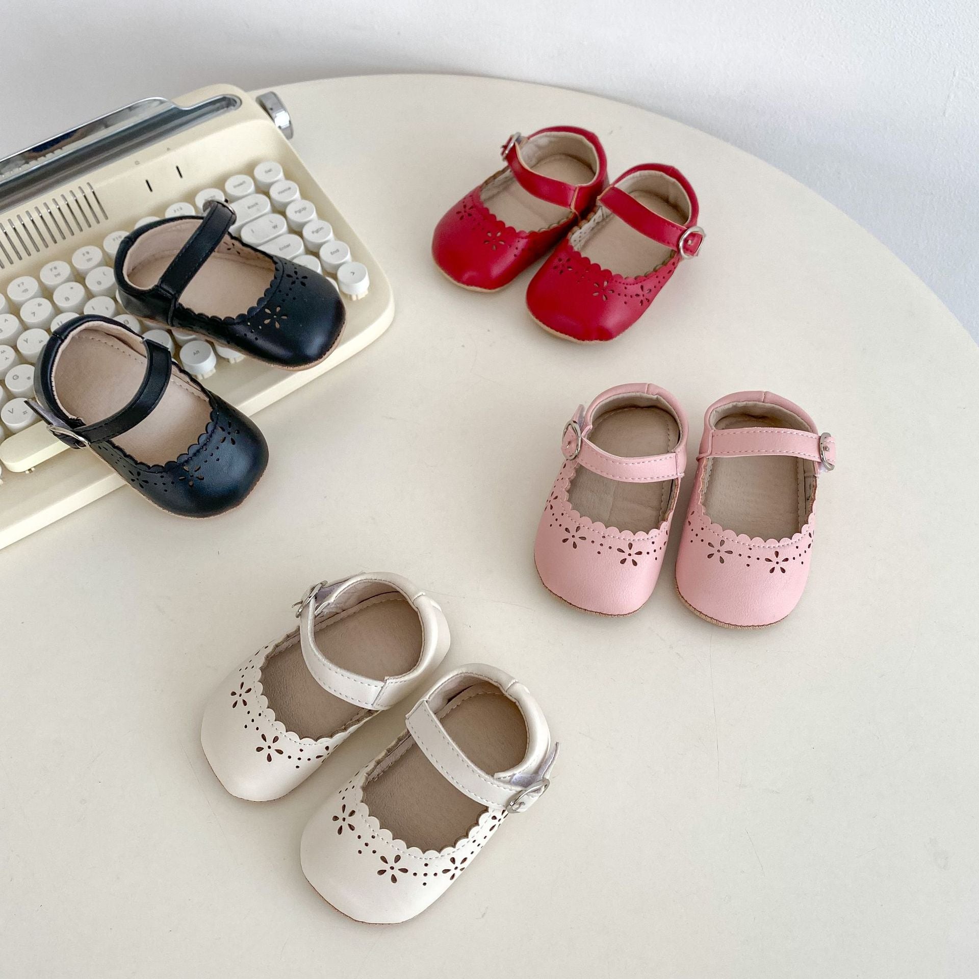 Weiche, atmungsaktive Kinderschuhe