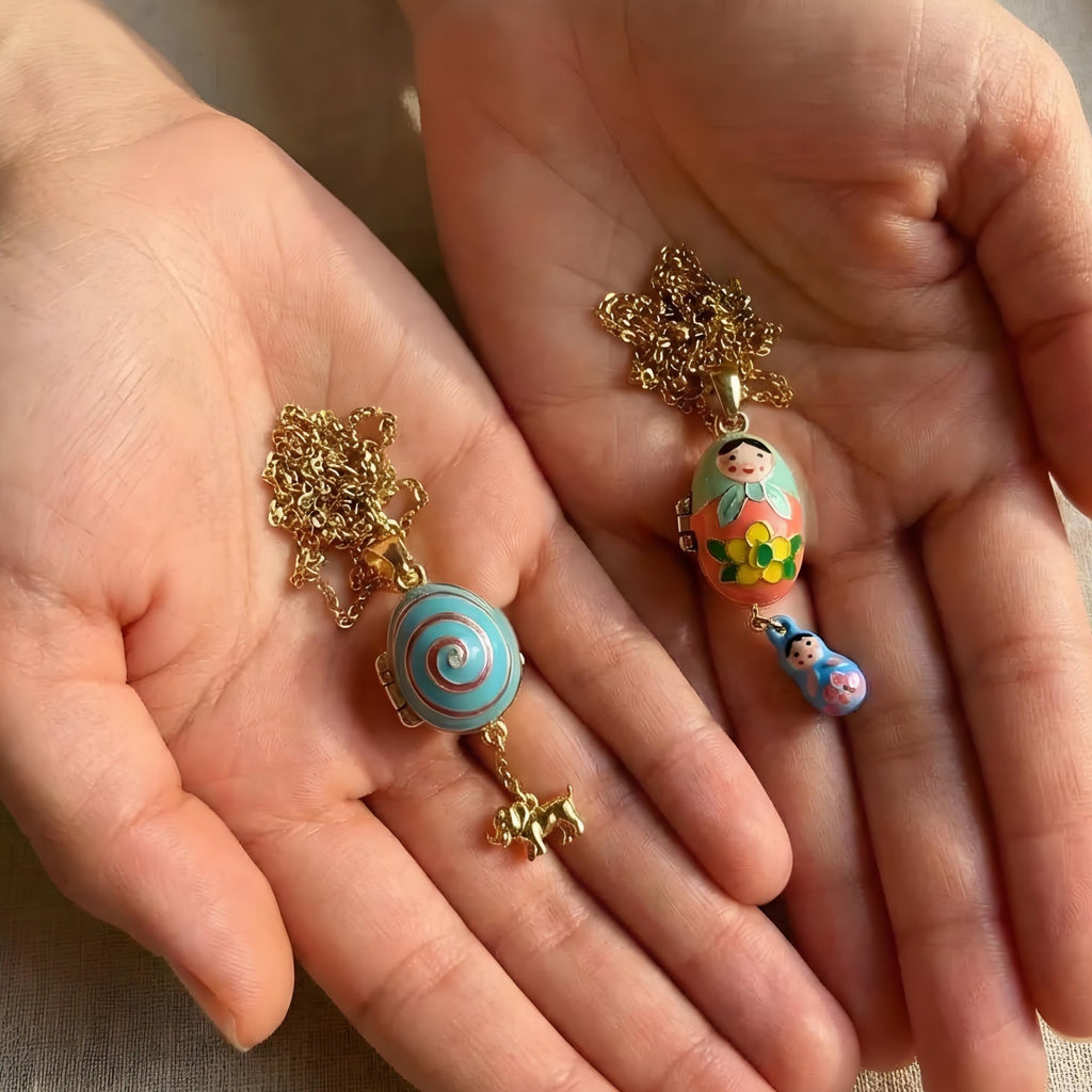Bunt schimmerndes Halsband