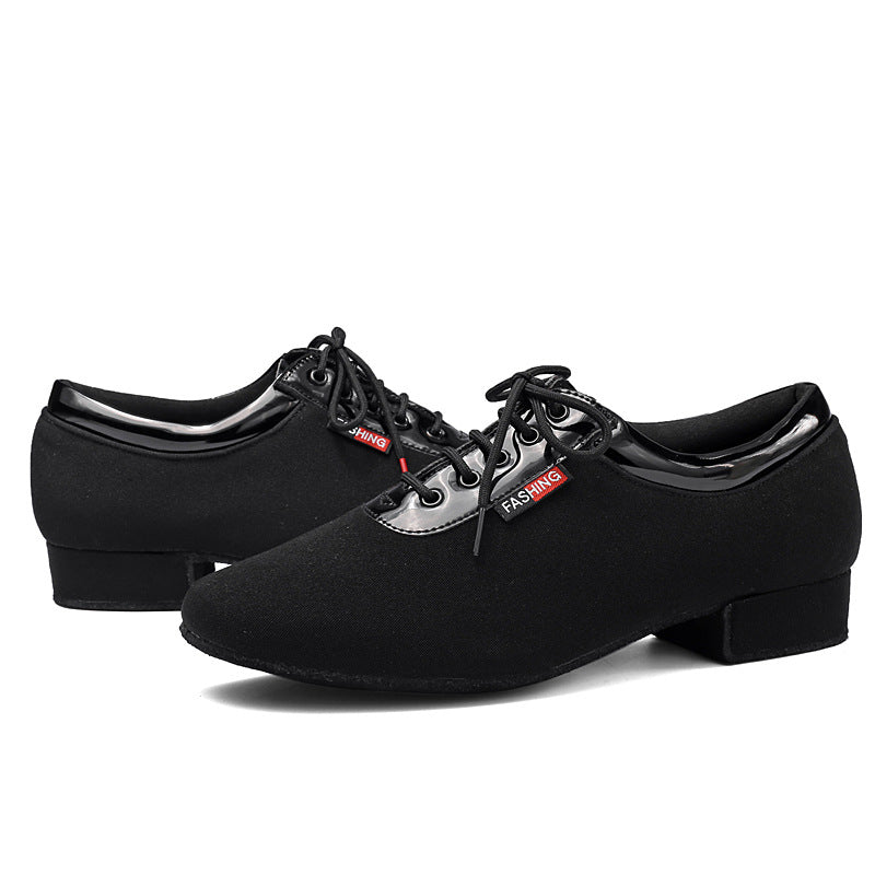 Moderne Tanzschuhe für Herren