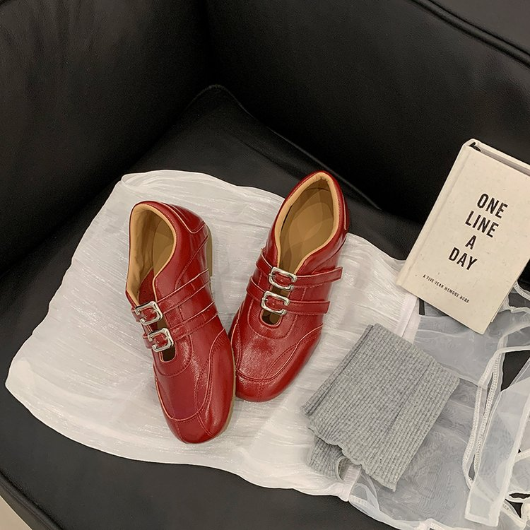 Mary Jane Ballerinas mit doppelter Schnalle