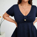 Elegantes V-Neck Top mit Schnallendetail
