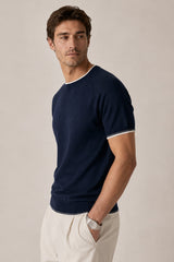 Farbe: Marineblau
