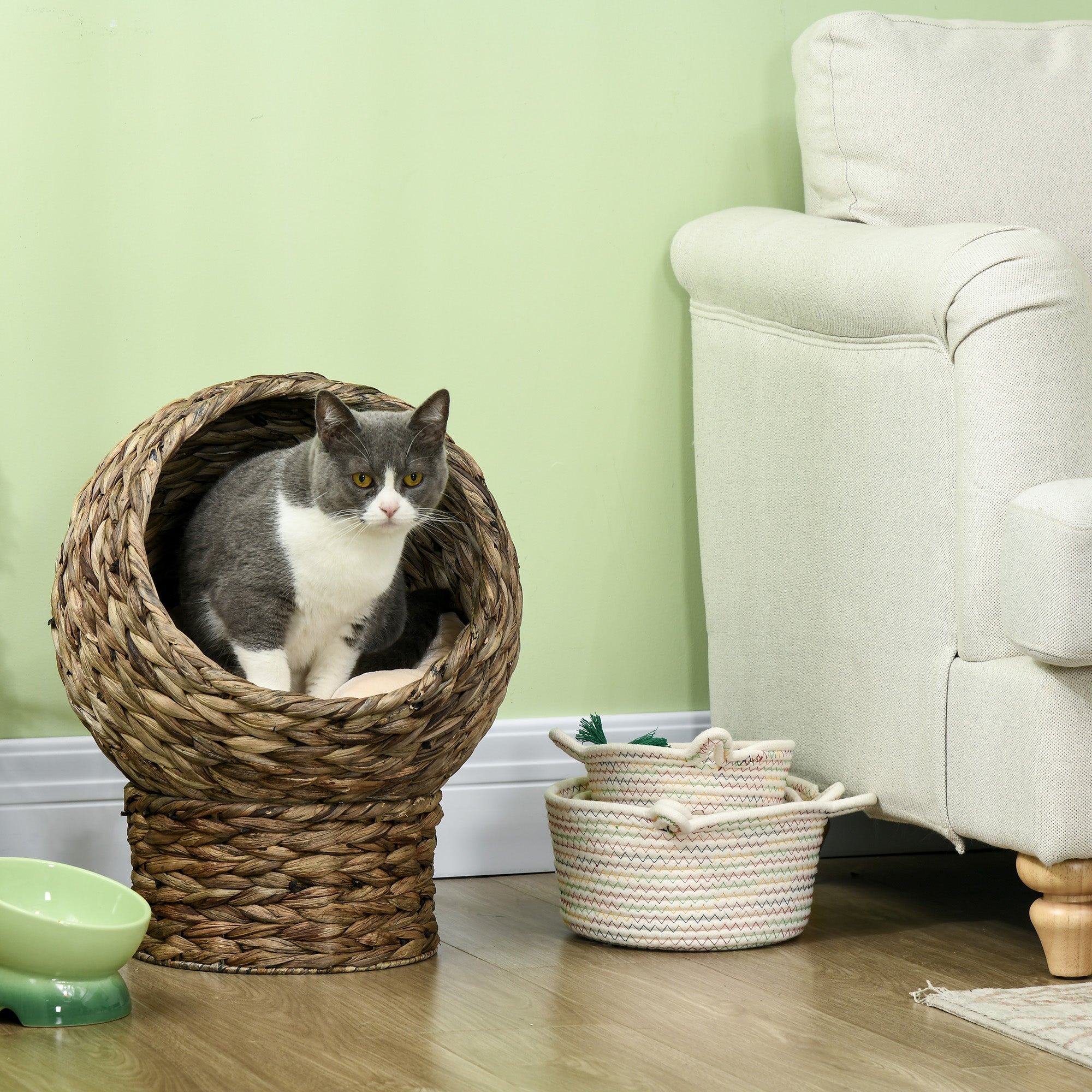 Handgewebtes Katzenbett mit weichem Kissen | Eierstuhl-Form