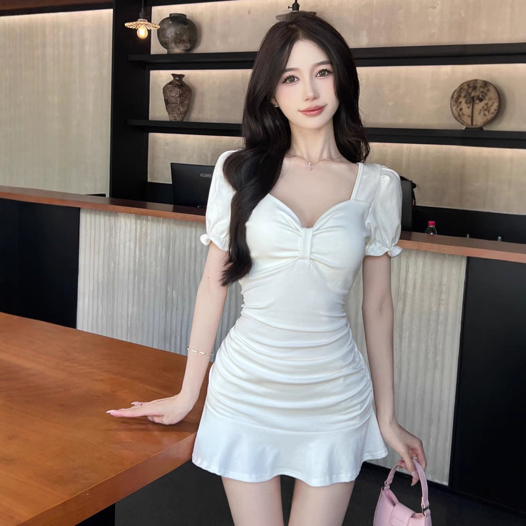 Elegantes V-Neck Bodycon Kleid mit Puffärmeln – Bild 2 | LuxeStyle