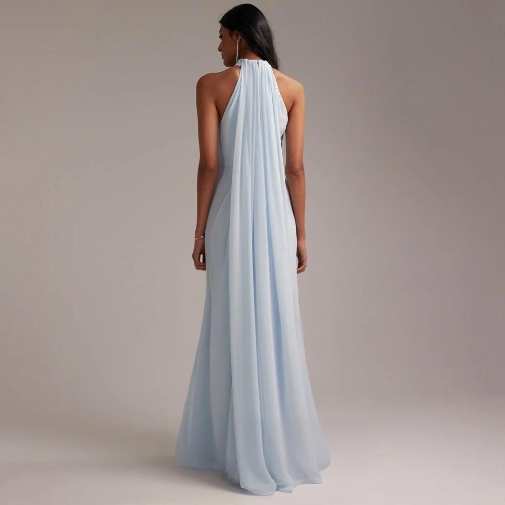 Eleganter Halter-Neck Kleid in Laufsteg-Stil