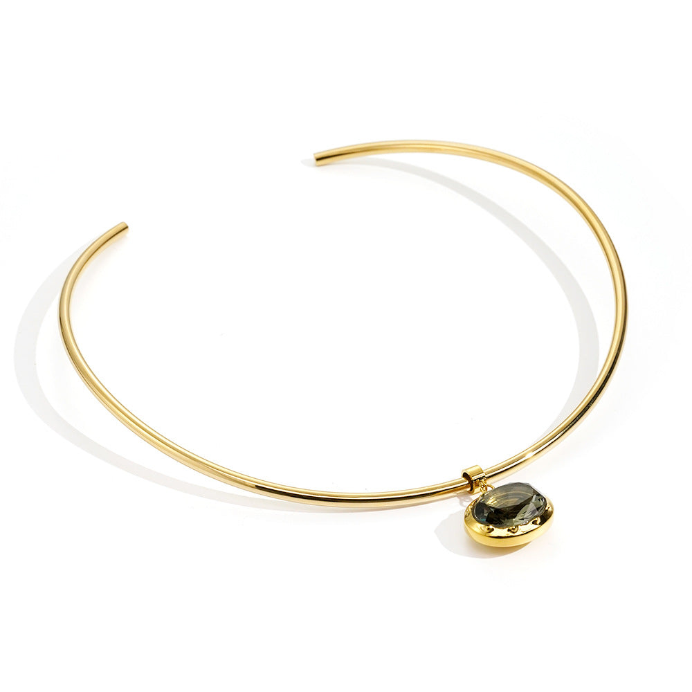 Vergoldetes Titan-Halsband mit Anhänger – Bild 20 | LuxeStyle