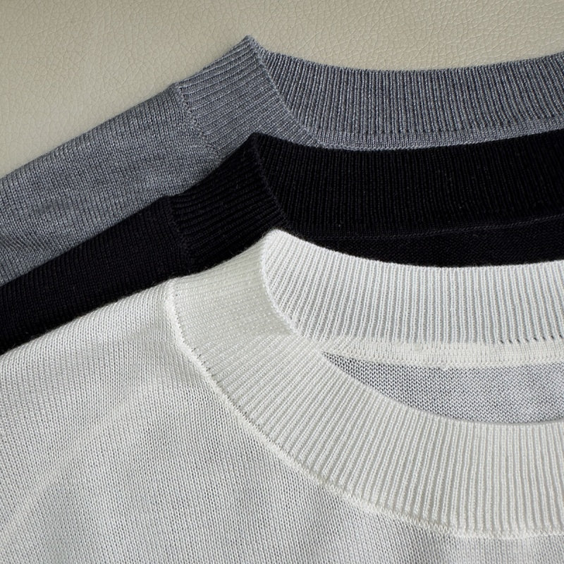 Kurzarm-Stricktop mit überschnittenen Schultern