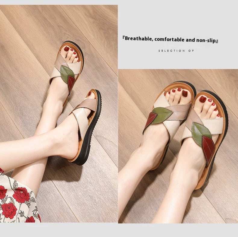 Bequeme Leder-Sandalen mit flacher Sohle – Bild 20 | LuxeStyle