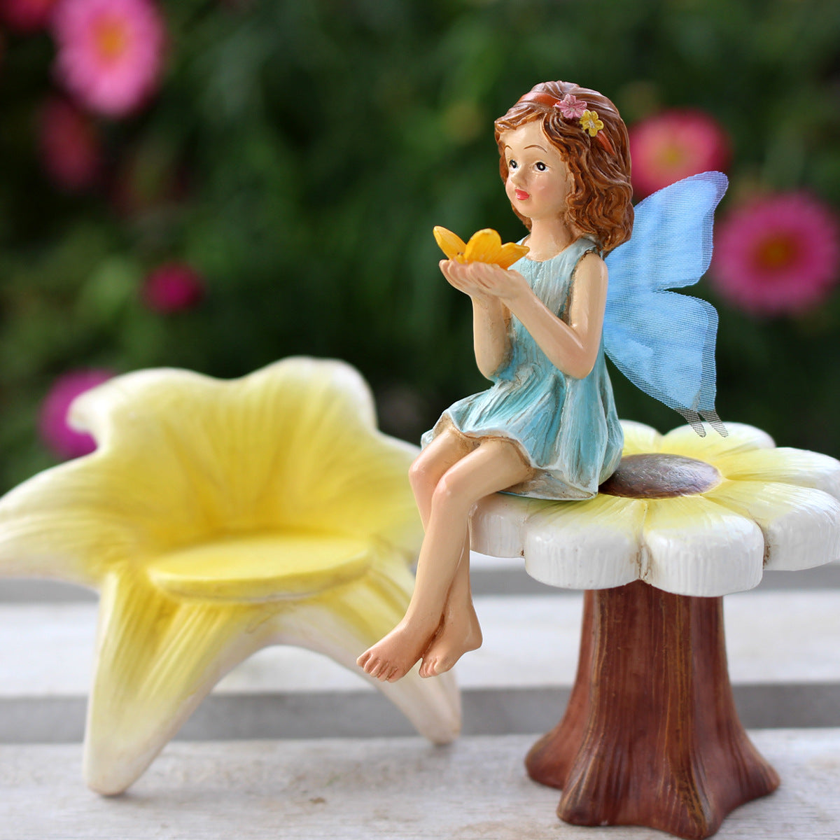 Blumenhocker mit Blumenfee – Bild 3 | LuxeStyle
